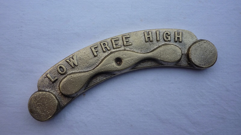 High-free-low plate