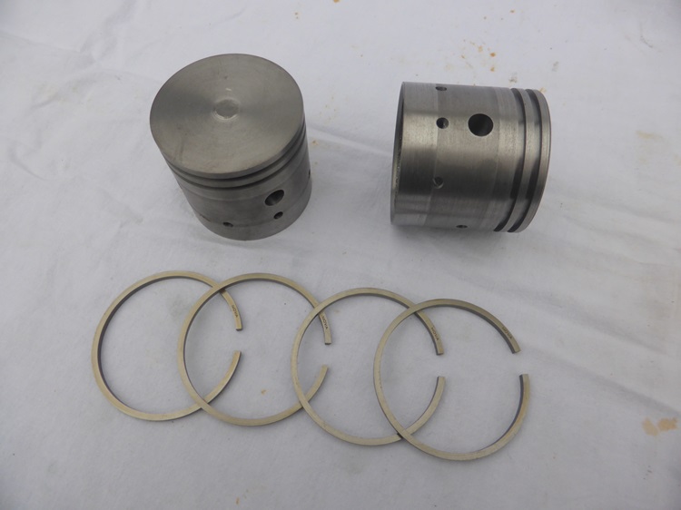 Douglas pistons
