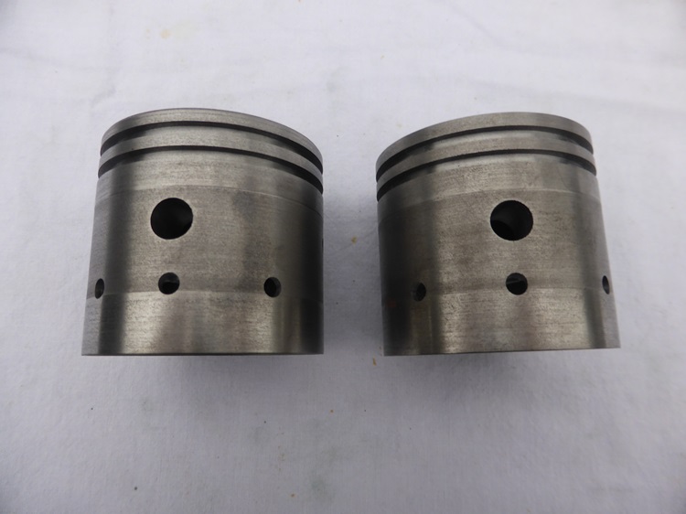Douglas pistons