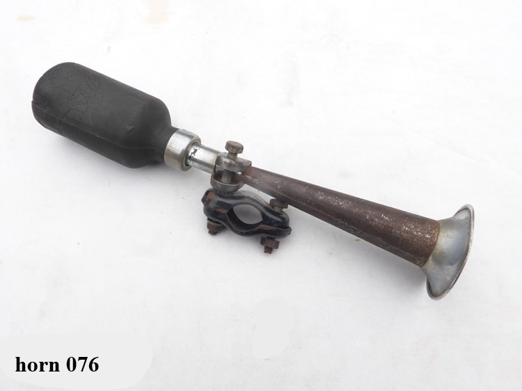 bulb horn / bal hupe