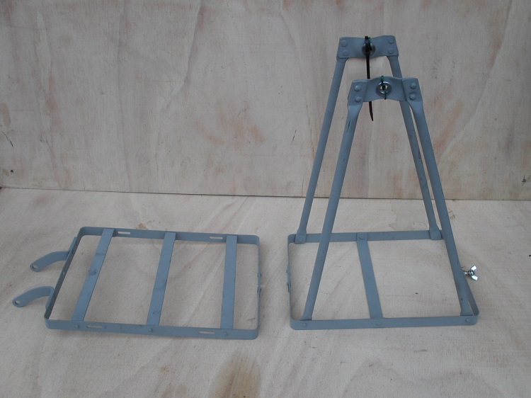 carrier / stand