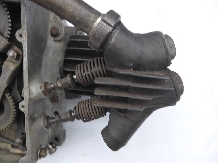 Douglas engine 1915