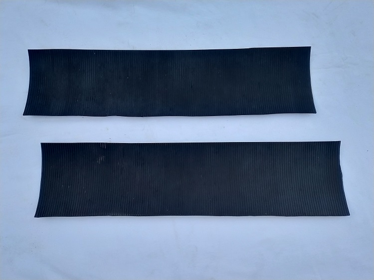 footboard rubber