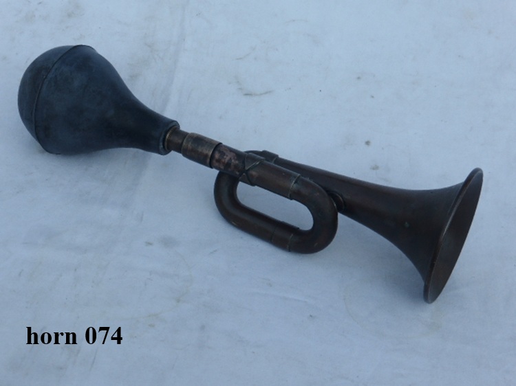 brass bulb horn