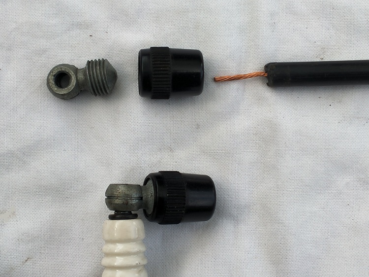 sparkplug connector